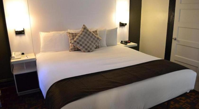 Adante Hotel, A C-two 3*